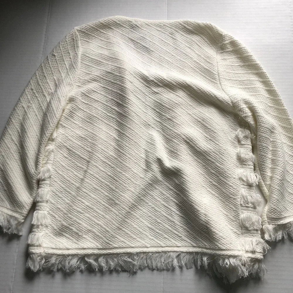 Tahari Ivory White Fiona Fringe Cardigan Sweater Sz M A1558